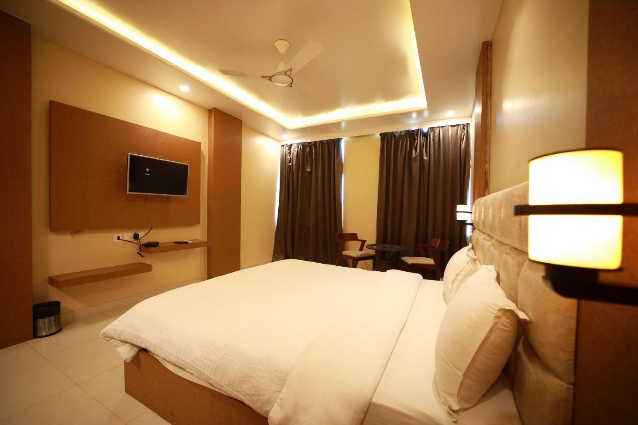 Hotel Neerja Inn Jaipur Eksteriør billede