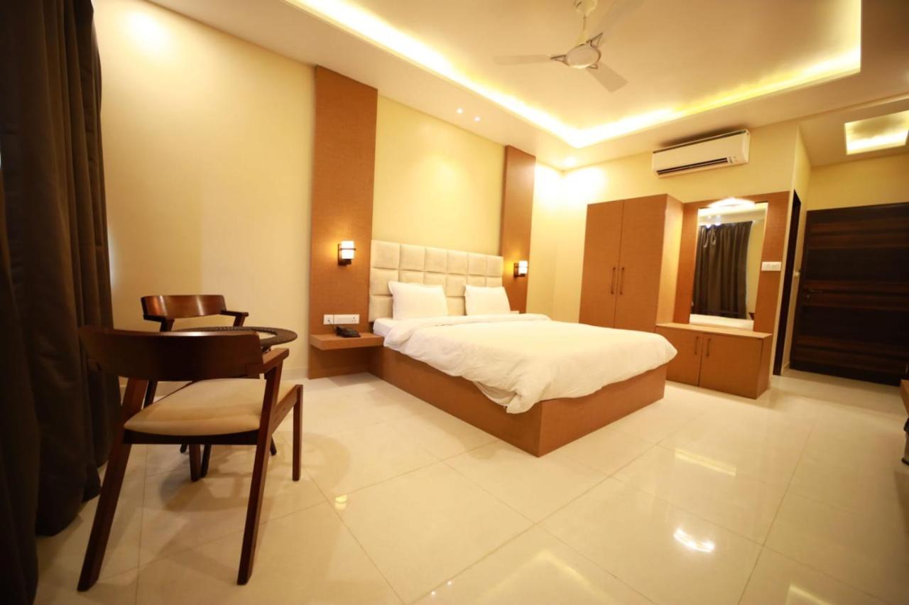 Hotel Neerja Inn Jaipur Eksteriør billede
